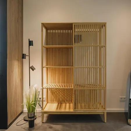 Homely - Luxury Loft, Modern, Near Kurfuerstendamm I Cafe