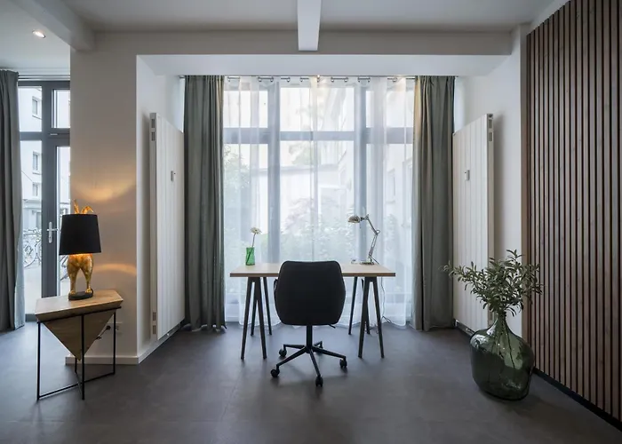 Homely - Luxury Loft, Modern, Near Kurfürstendamm I Cafe * Berlín