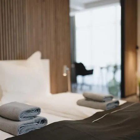 Homely - Luxury Loft, Modern, Near Kurfuerstendamm I Cafe Lägenhet