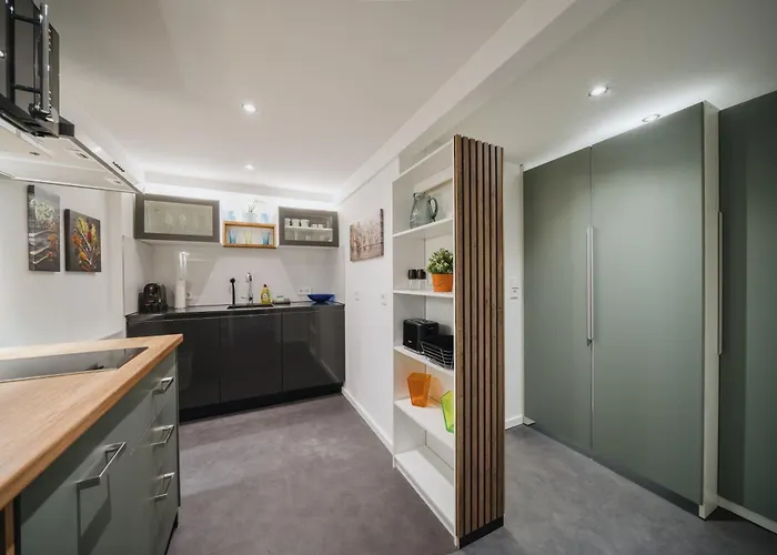 Homely - Luxury Loft, Modern, Near Kurfuerstendamm I Cafe